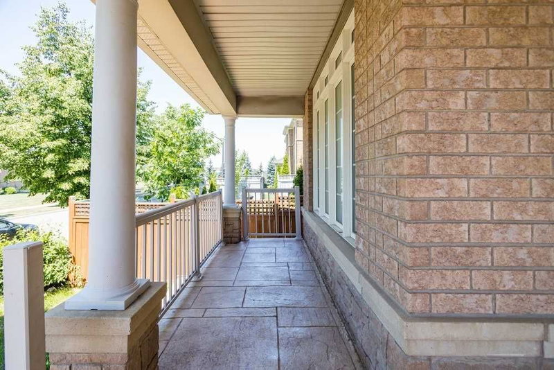 4829 St. Martin Mews, Mississauga, L5M 7J9 | Image 3