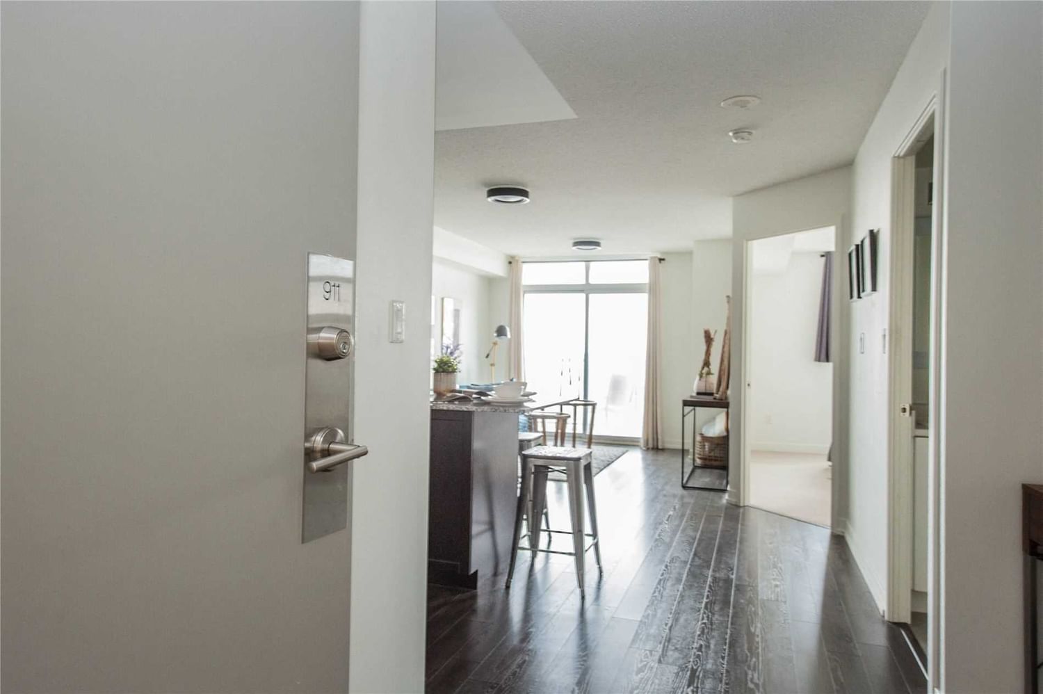 Condo leased at 911-816 Lansdowne Avenue, Toronto, Dovercourt-Wallace Emerson-Junction, M6H4K6 - MLS: W5675066