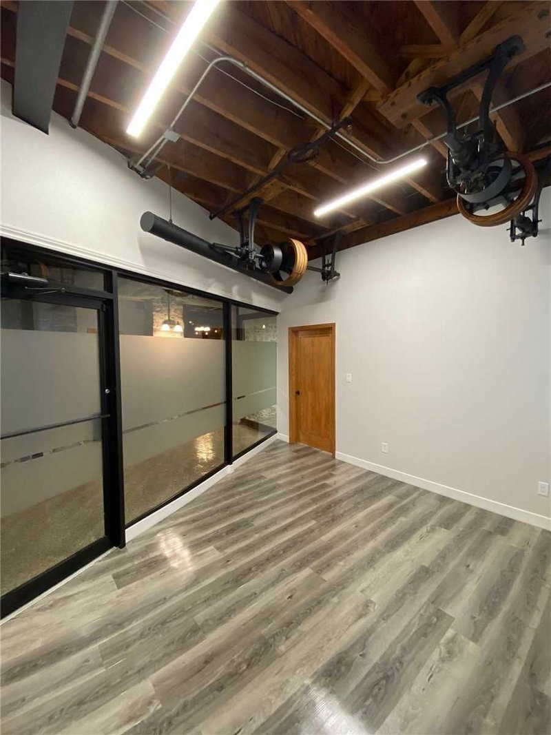 206-207 - 60 Queen St E, Brampton, L6V1A9 | Image 3