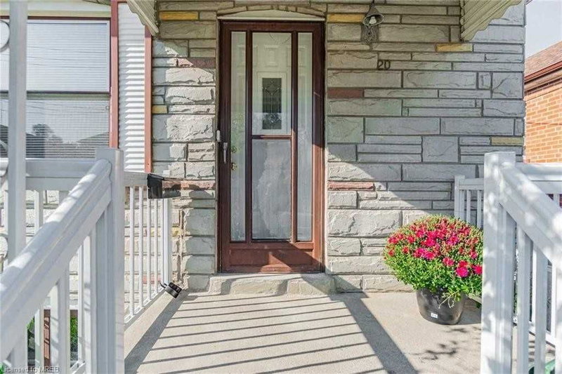 20 East Dr, Toronto, M6N2N7 | Image 3