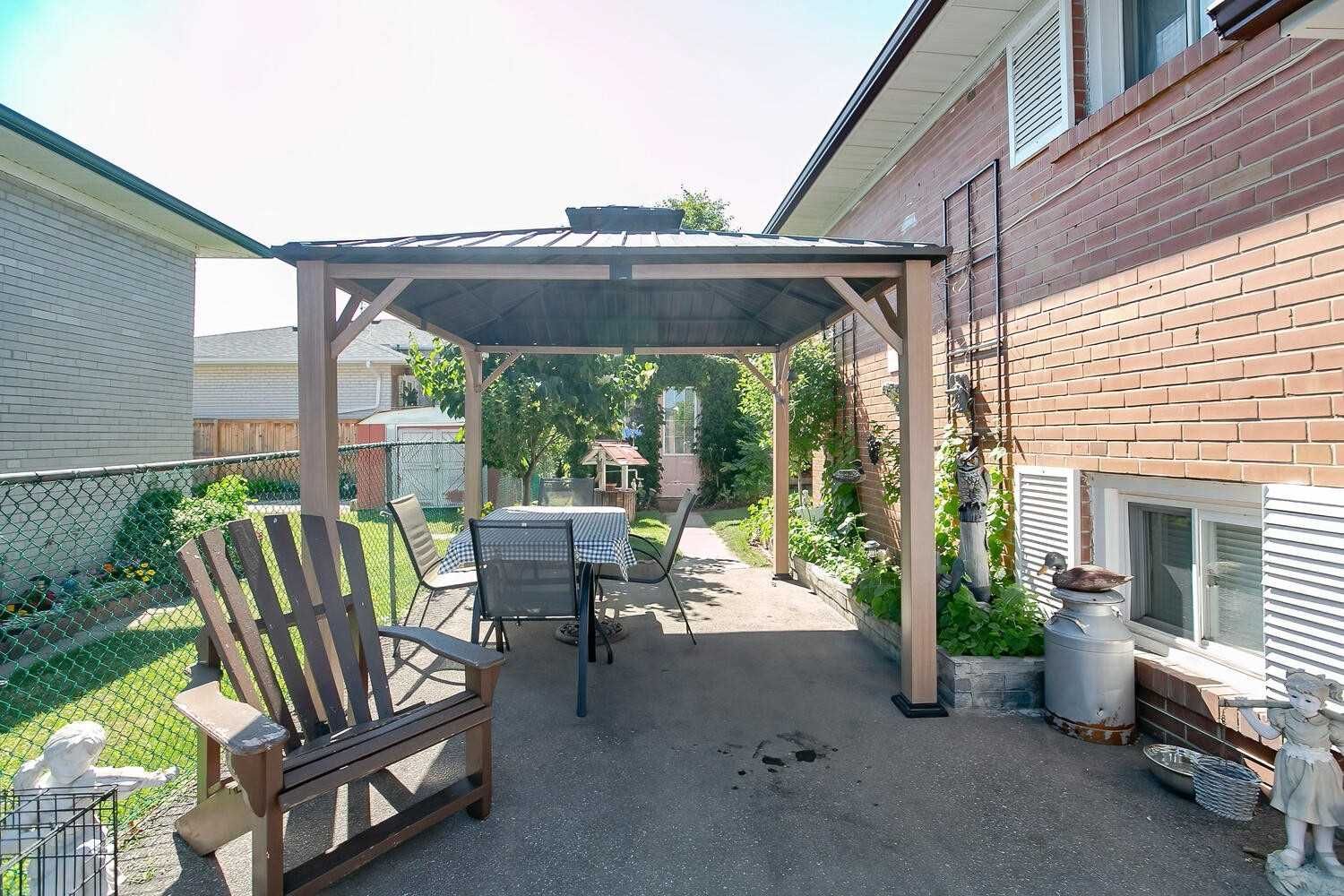 Listing Image 3