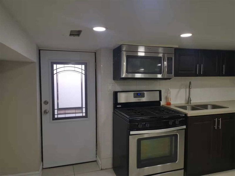 1168 Dufferin St, Toronto, M6H4B8 | Image 3