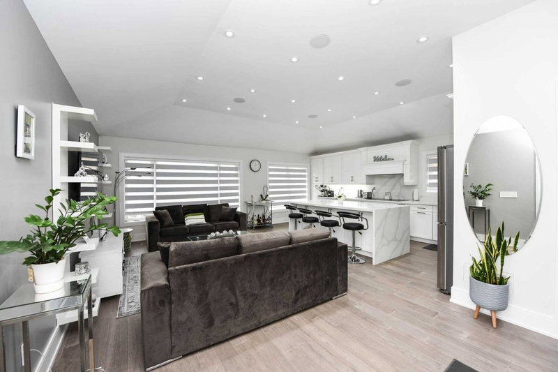 Main Fl - 31 Griggsden Ave, Toronto, M9P3A1 | Image 2