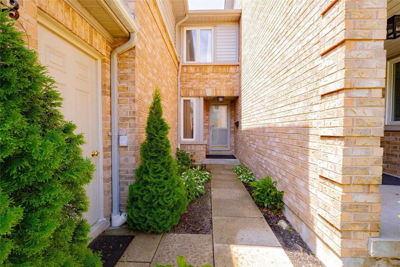 66 - 2555 Thomas St, Mississauga, L5M5P6 | Image 3