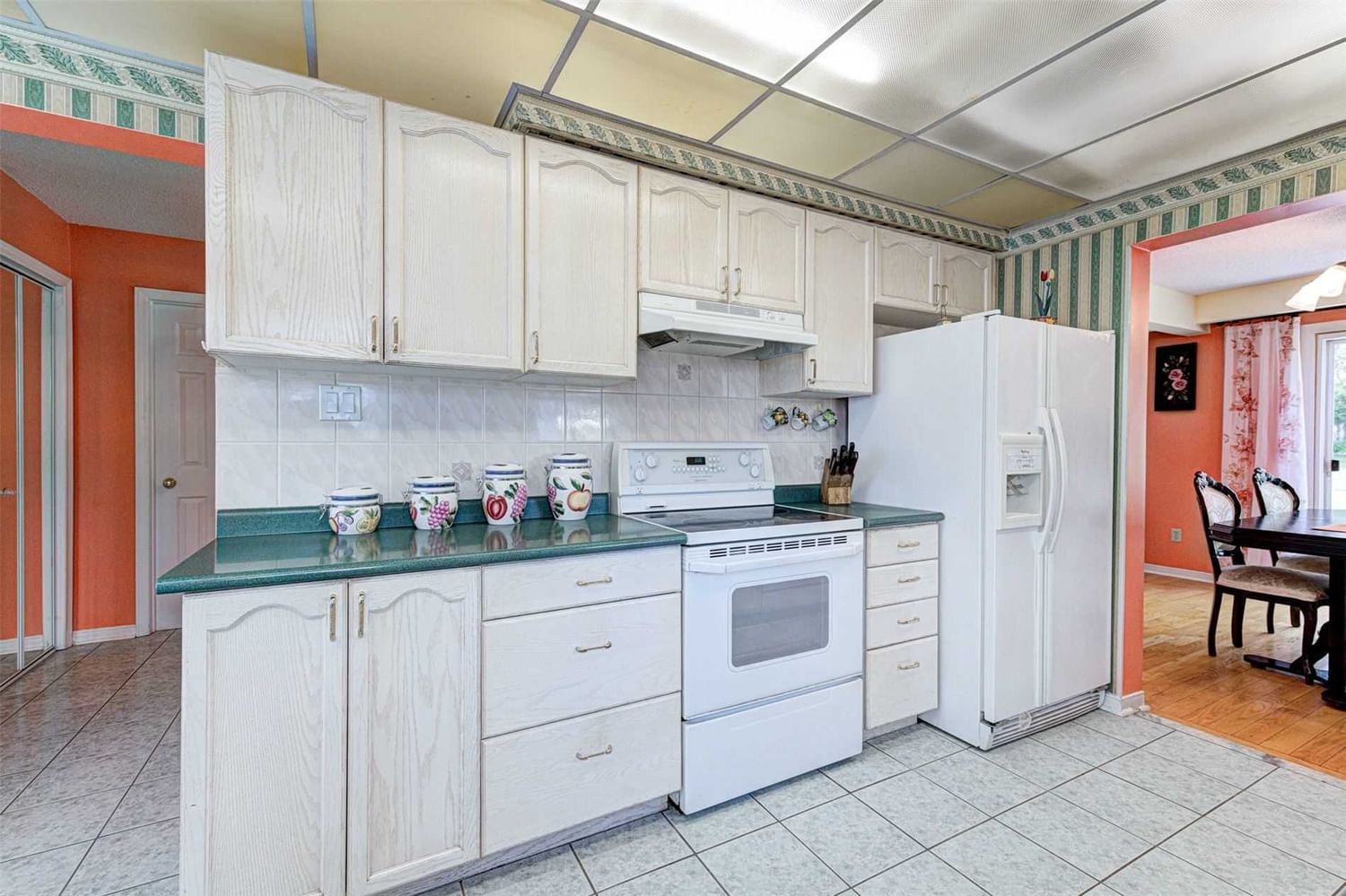 Listing Image 7