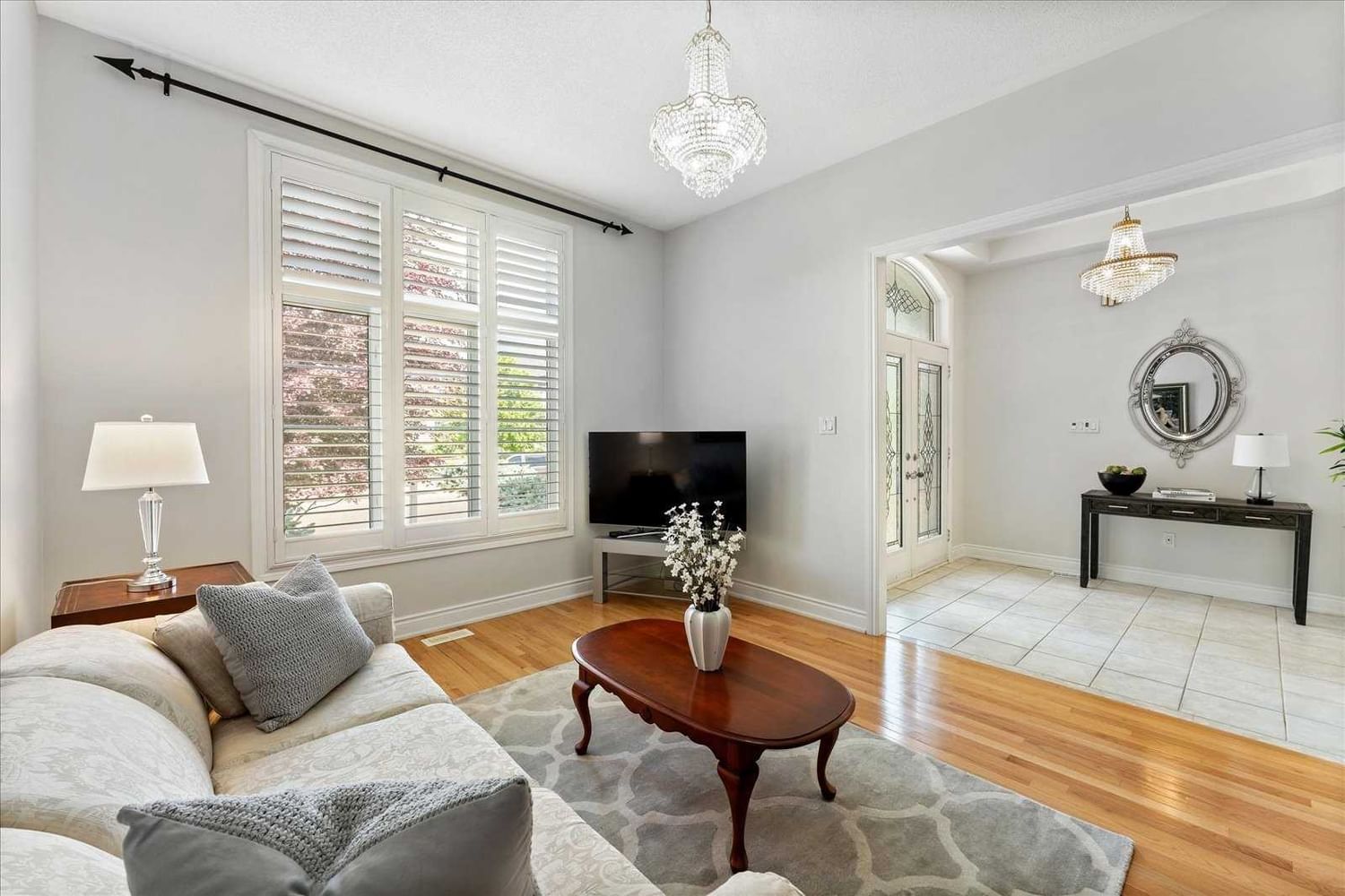 Listing Image 7