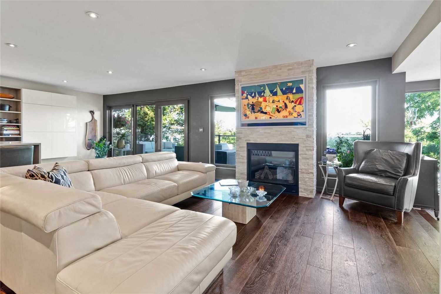 Detached House sold at 868 Danforth Place, Burlington, Ontario, L7T1S2 - Bayview - MLS: W5693553