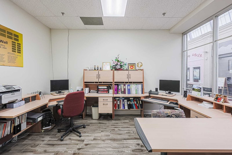 22 - 1675 The Chase Rd, Mississauga, L5M 5Y7 | Image 2