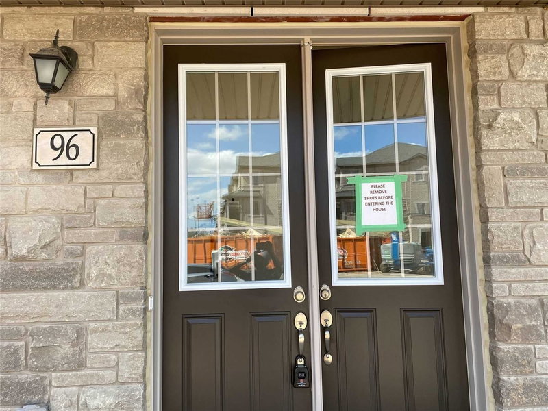 96 Hashmi Pl, Brampton, L6Y 6J9 | Image 3