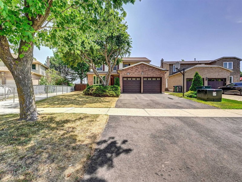 6101 Edenwood Dr, Mississauga, L5N 2Y6 | Image 2