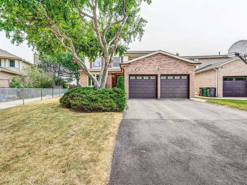 6101 Edenwood Dr, Mississauga, L5N 2Y6 | Image 3