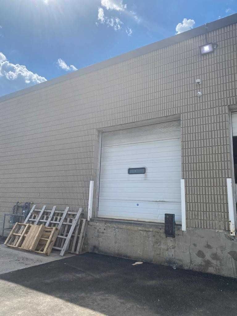 14 - 2470 Lucknow Dr, Mississauga, L5S 1J9 | Image 2