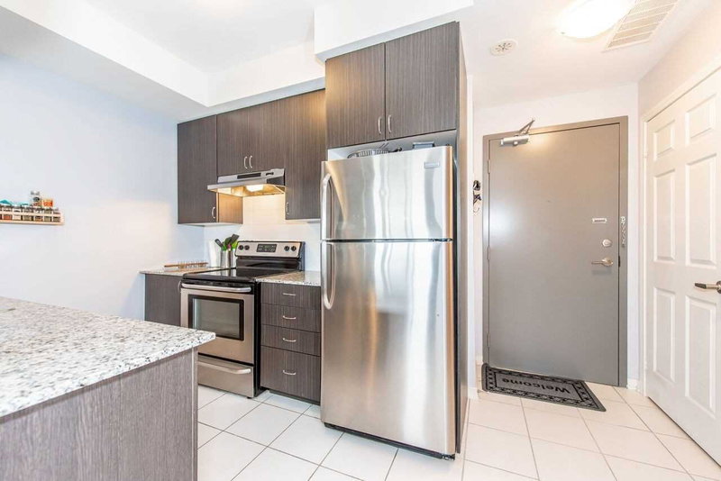 315 - 50 Sky Harbour Dr, Brampton, L6Y6B8 | Image 3