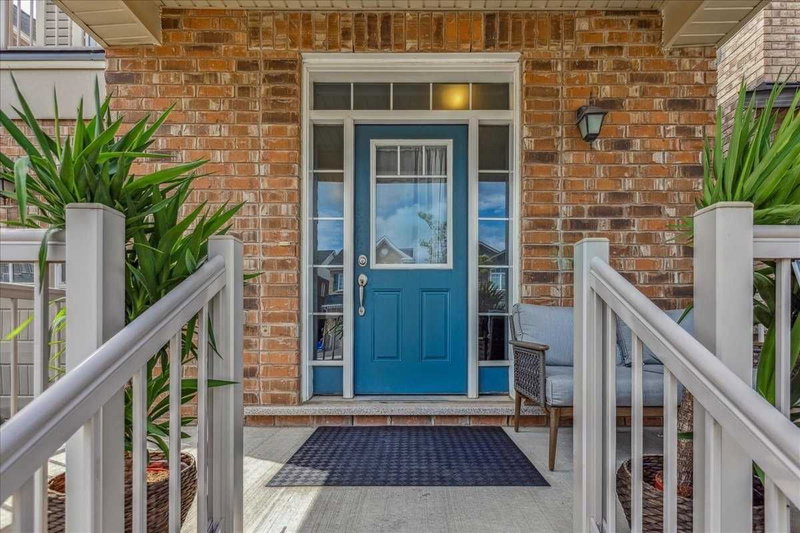 125 Hatt Crt, Milton, L9E1G7 | Image 3