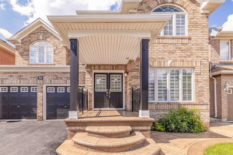 30 Bowsfield Dr, Brampton, L6P1A6 | Image 2