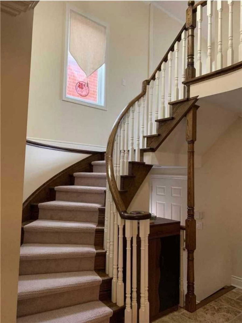 5690 Wells Pl, Mississauga, L5M5T6 | Image 3