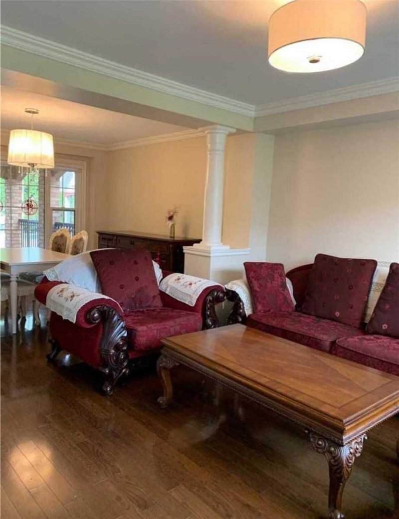 5690 Wells Pl, Mississauga, L5M5T6 | Image 2