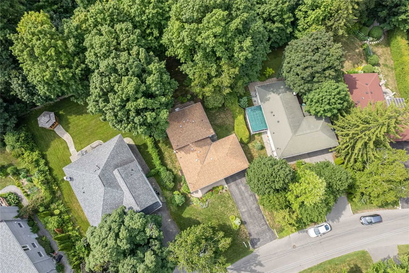 3422 Credit Heights Dr, Mississauga, L5C2L9 | Image 3