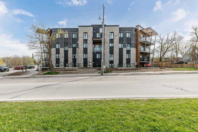 102 - 17 Centre St, Orangeville, L9W2W9 | Image 2