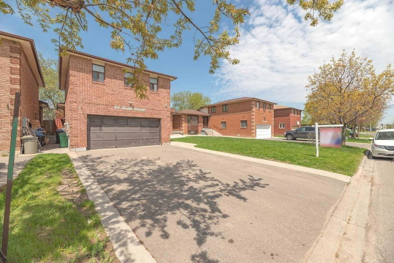 61 Hull St, Mississauga, L4T1C9 | Image 2