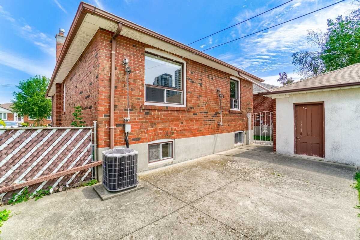 Listing Image 37
