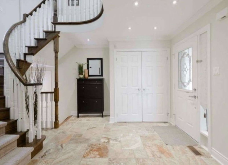 5690 Wells Pl, Mississauga, L5M5T6 | Image 2