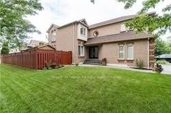 3246 Fanleaf Dr, Mississauga, L5N 7C9 | Image 2