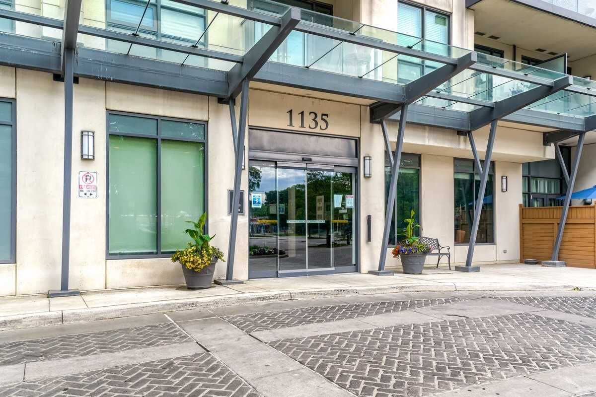 Condo leased at 1013-1135 Royal York Road, Toronto, Edenbridge-Humber Valley, M9A0C3 - MLS: W5736085