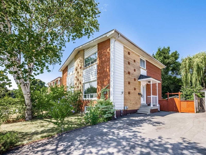 2475 Brookhurst Rd, Mississauga, L5J1R4 | Image 2