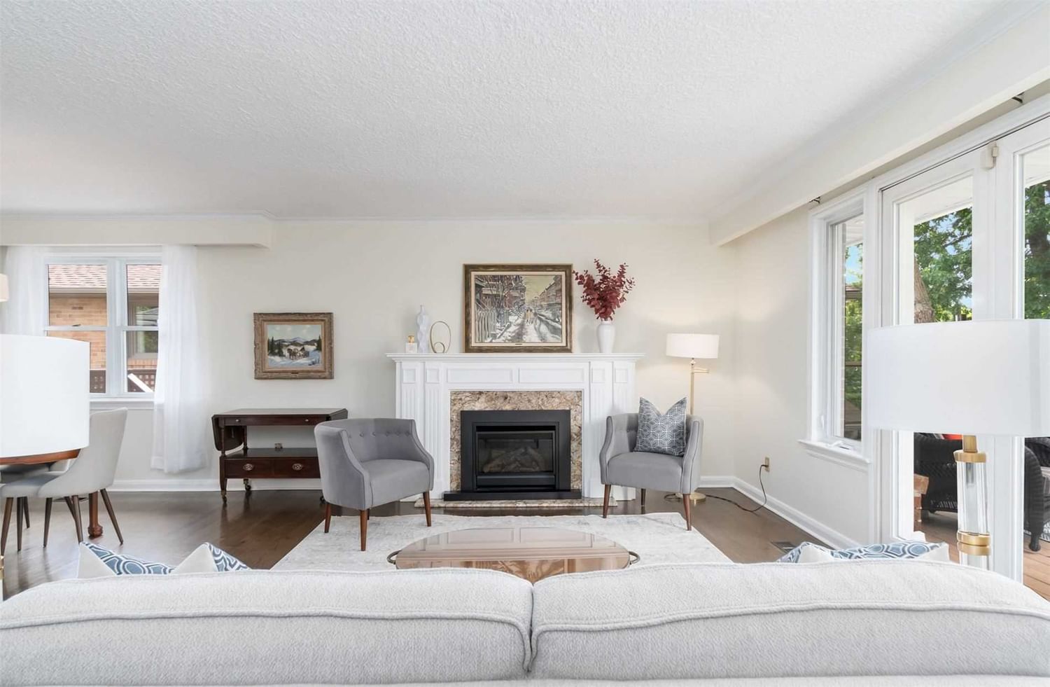 Listing Image 7