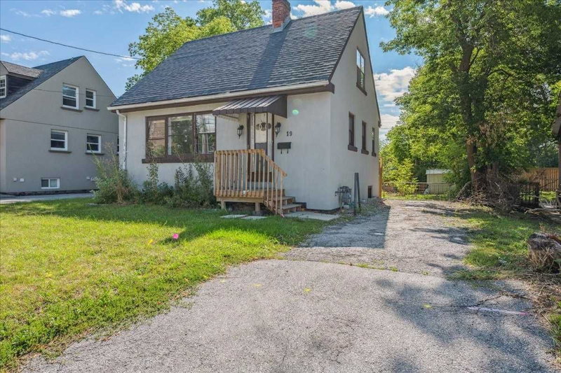 19 Pearl St, Mississauga, L5M1X1 | Image 3