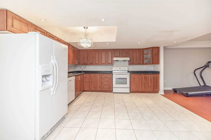 Bsmt - 30 Bowsfield Dr, Brampton, L6P 1A6 | Image 3