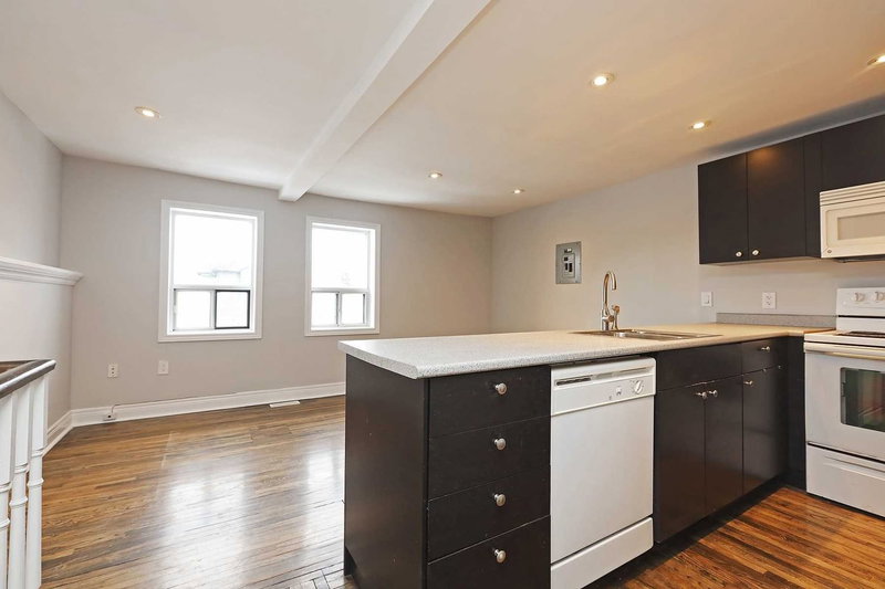 156 Royal York Rd, Toronto, M8V2V3 | Image 2