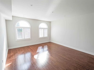 Unit 3 — 2194 Dundas St, Toronto - Roncesvalles image-0-1