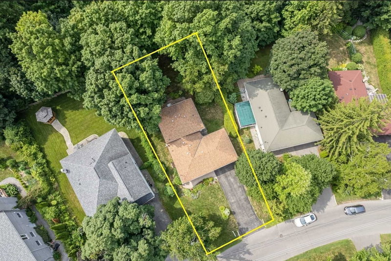 3422 Credit Heights Dr, Mississauga, L5C2L9 | Image 2