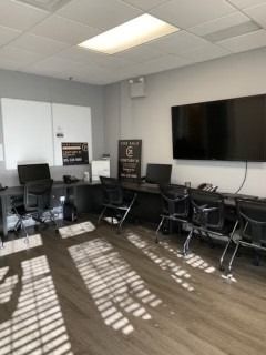 100 - 4125 Upper Middle Rd, Burlington, L7M 4X5 | Image 3