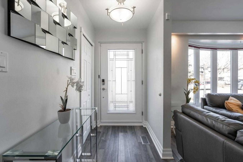 2 Core Cres, Brampton, L6W 2G7 | Image 3