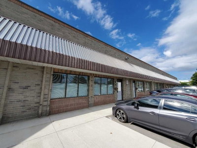 Industrial sold at 6-140 Advance Boulevard, Brampton, Ontario, L6T4Z8 - Steeles Industrial - MLS: W5747748