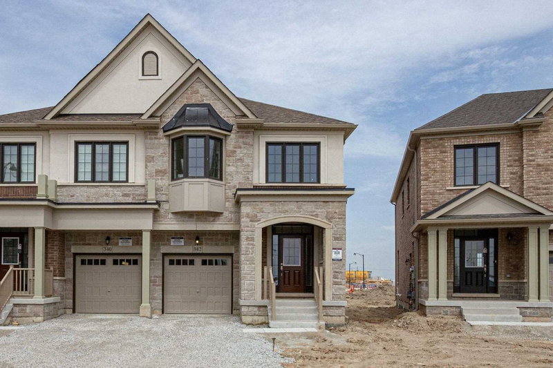 342 Thimbleweed Crt, Milton, L9E 1T2 | Image 2