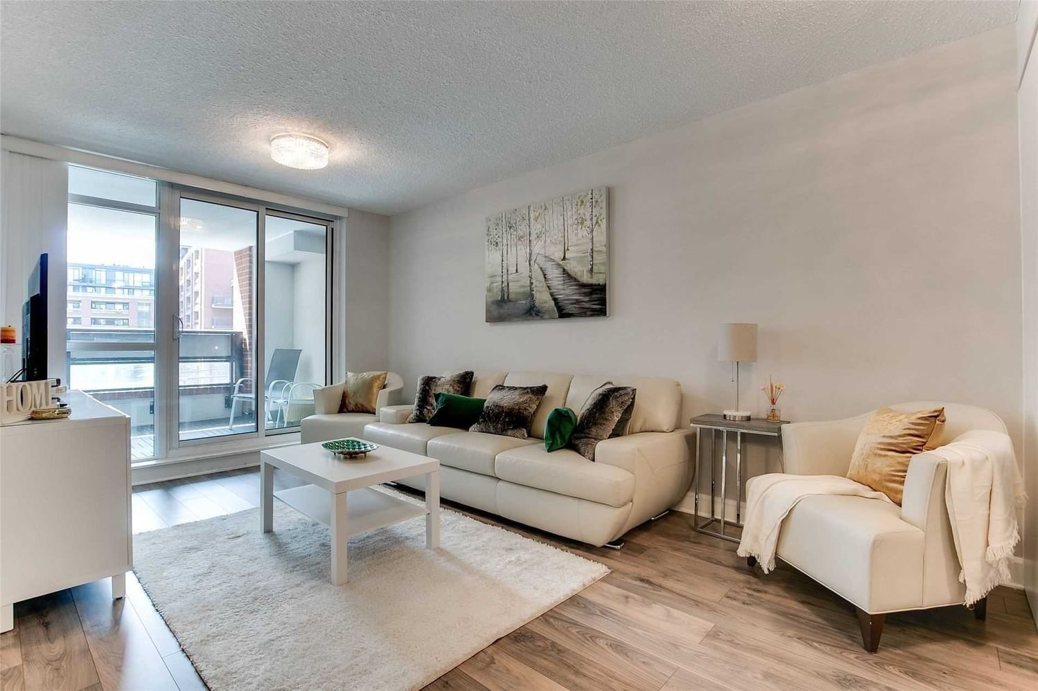 Condo leased at 443-36 Via Bagnato, Toronto, Yorkdale-Glen Park, M6A 1C3 - MLS: W5748842