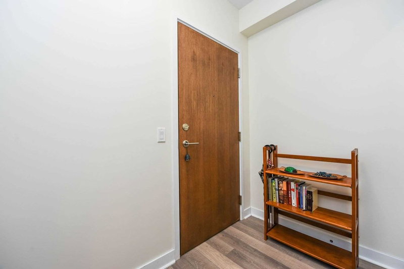 307 - 3975 Grand Park Dr, Mississauga, L5B0K4 | Image 3