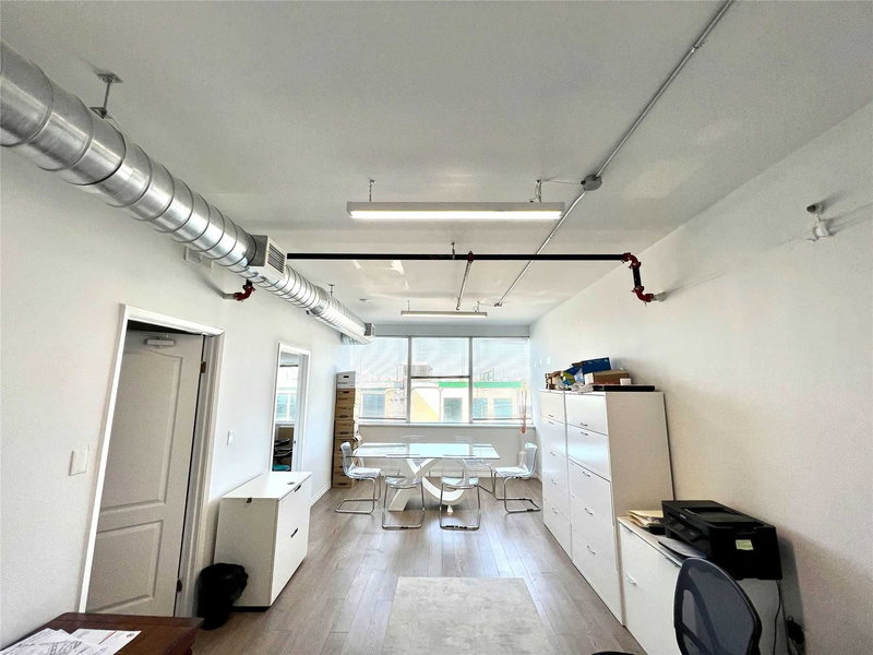 201 - 105 Brockhouse Rd, Toronto, M8W2W8 | Image 2