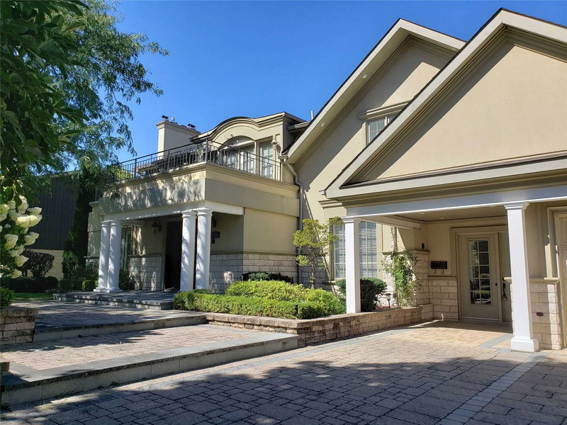 2197 Courrier Lane, Mississauga, L5C1V1 | Image 2