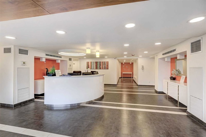 832 - 15 James Finlay Way, Toronto, M3M2E9 | Image 2