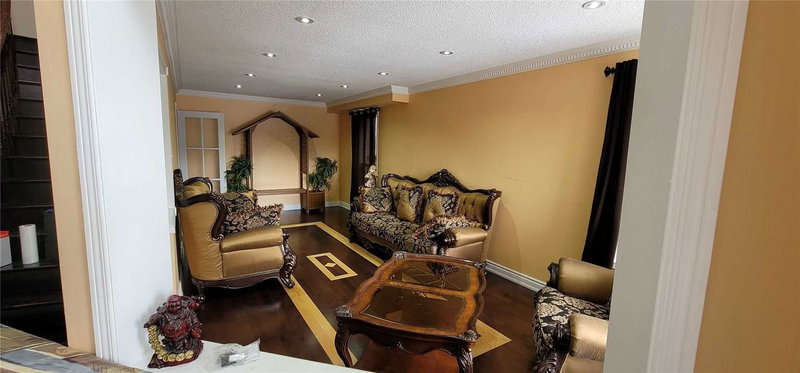 31 Sheepberry Terr, Brampton, L7A2B6 | Image 3