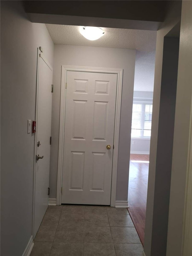 1 - 600 Shoreline Dr, Mississauga, L5B0A8 | Image 2