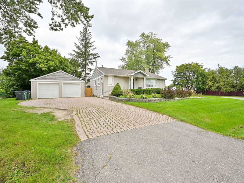 107 Martha St, Caledon, L7E4X5 | Image 3