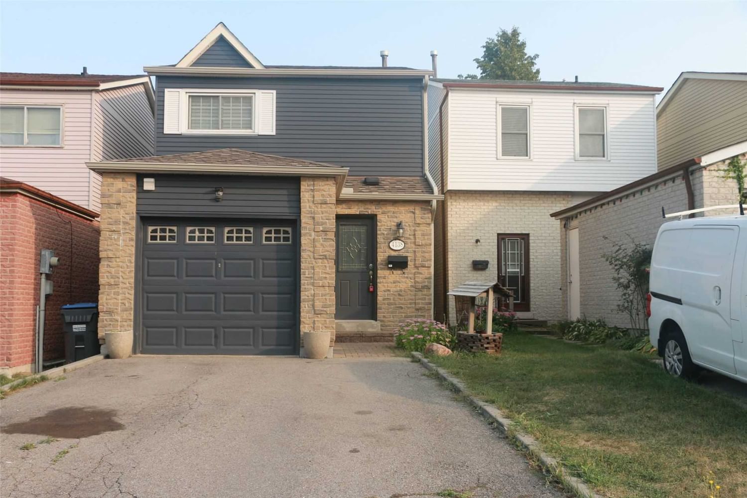 Detached House leased at 4138 Quaker Hill Drive, Mississauga, Creditview, L5C3M3 - MLS: W5765164