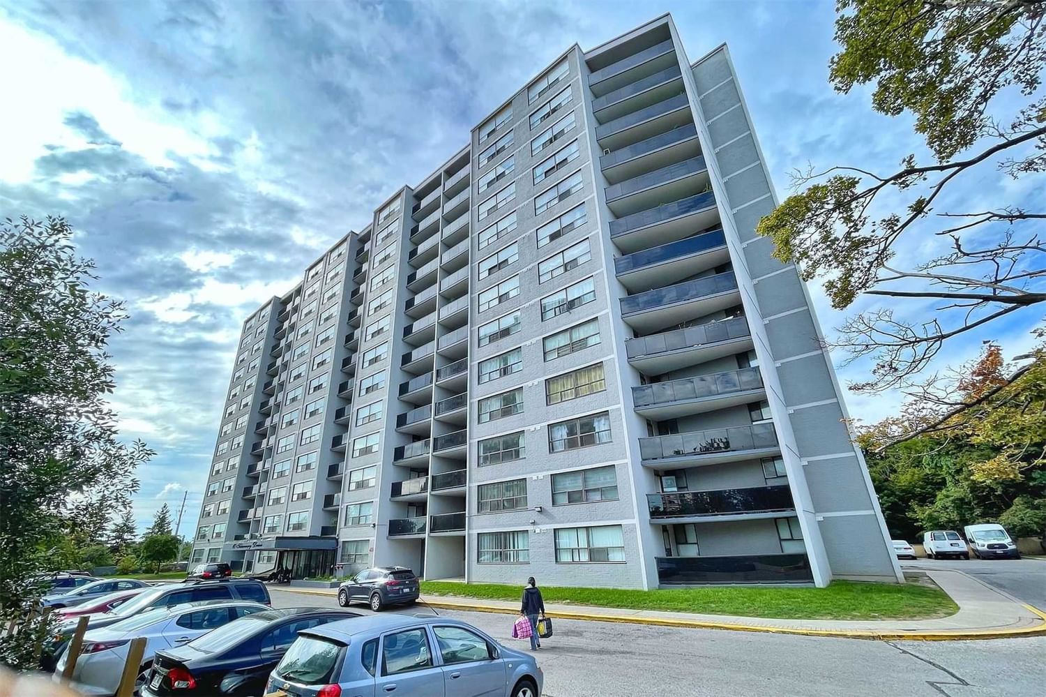 Condo sold at 609-10 Tobermory Drive, Toronto, Black Creek, M3N2Y5 - MLS: W5768306