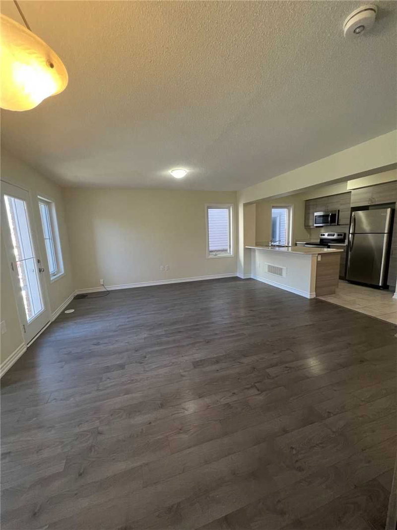 107 Lemieux Crt, Milton, L9E 1E9 | Image 3